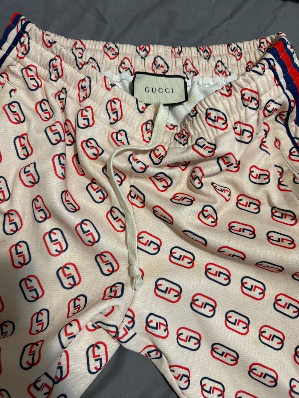 Gucci Cream pants with Red and Navy Interlocking Logo
